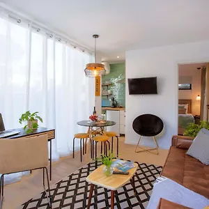 205 Serenity Apartamento Cascaes